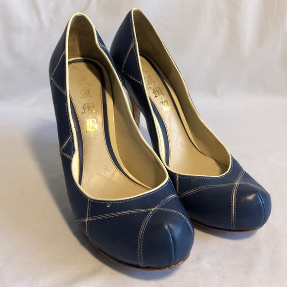 L.A.M.B. Round Toe Quilted Pumps - Picture 2 of 10